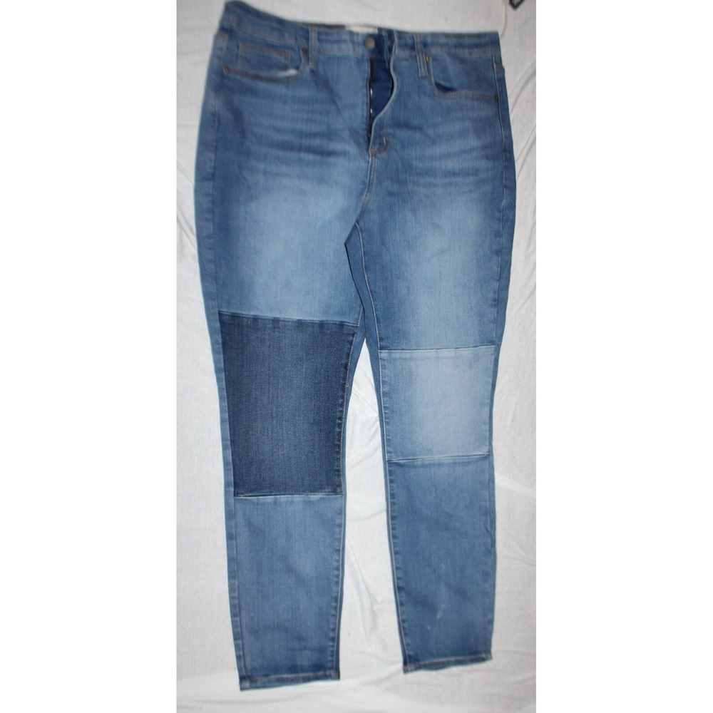 New With Tag Women's Size 16 High-Rise Skinny Patched Jeans Universal Thread